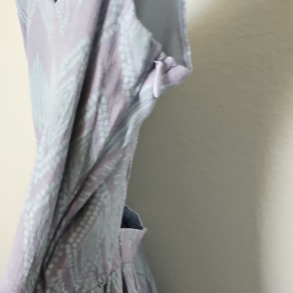 Bo*Bel Coquette Flirty Medium Bow Cut Out Back Chic Lavender Geometric Dress - Picture 6 of 13